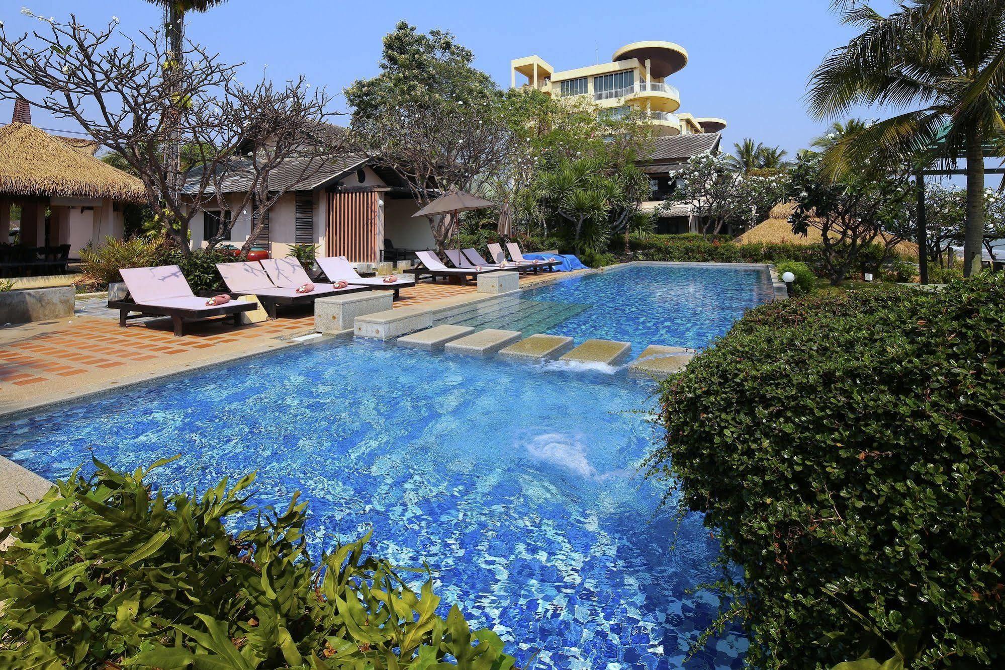 Purimuntra Resort And Spa Pran Buri Extérieur photo